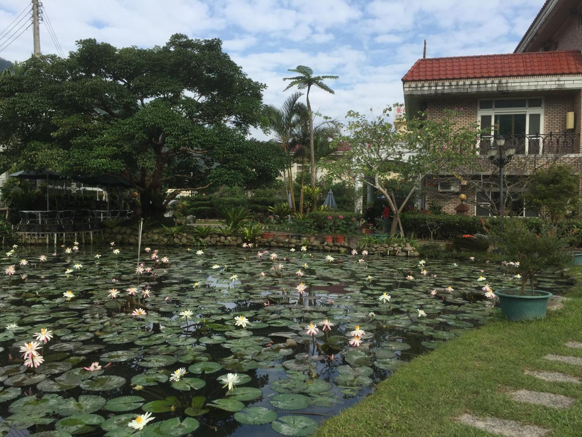 Yu Ho Yuan Lesiure Homestay 南庄郷 エクステリア 写真